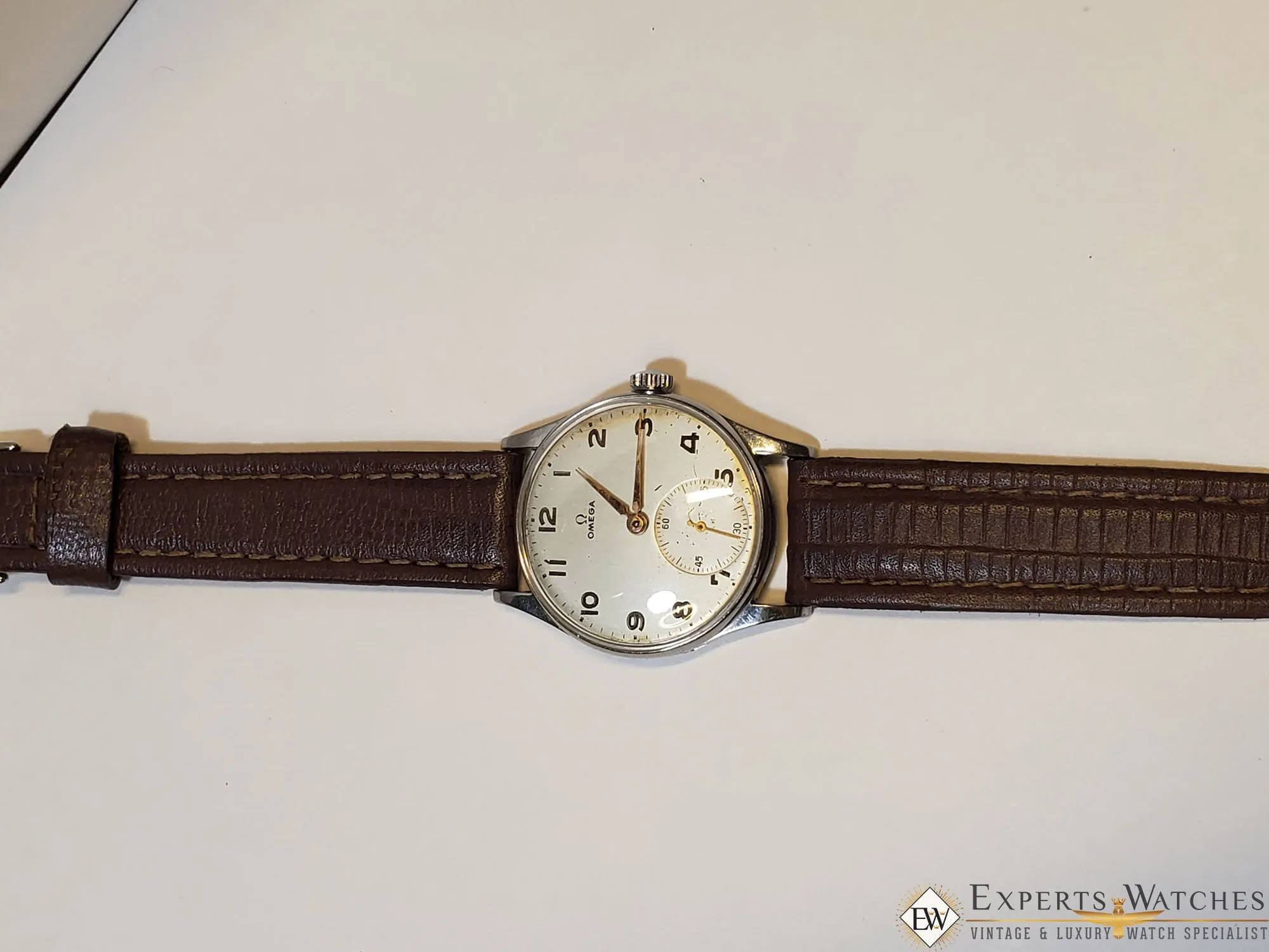 1940's Vintage Omega 2319 /2 Cal 30T2 Manual Movement Engraving 1946 Military