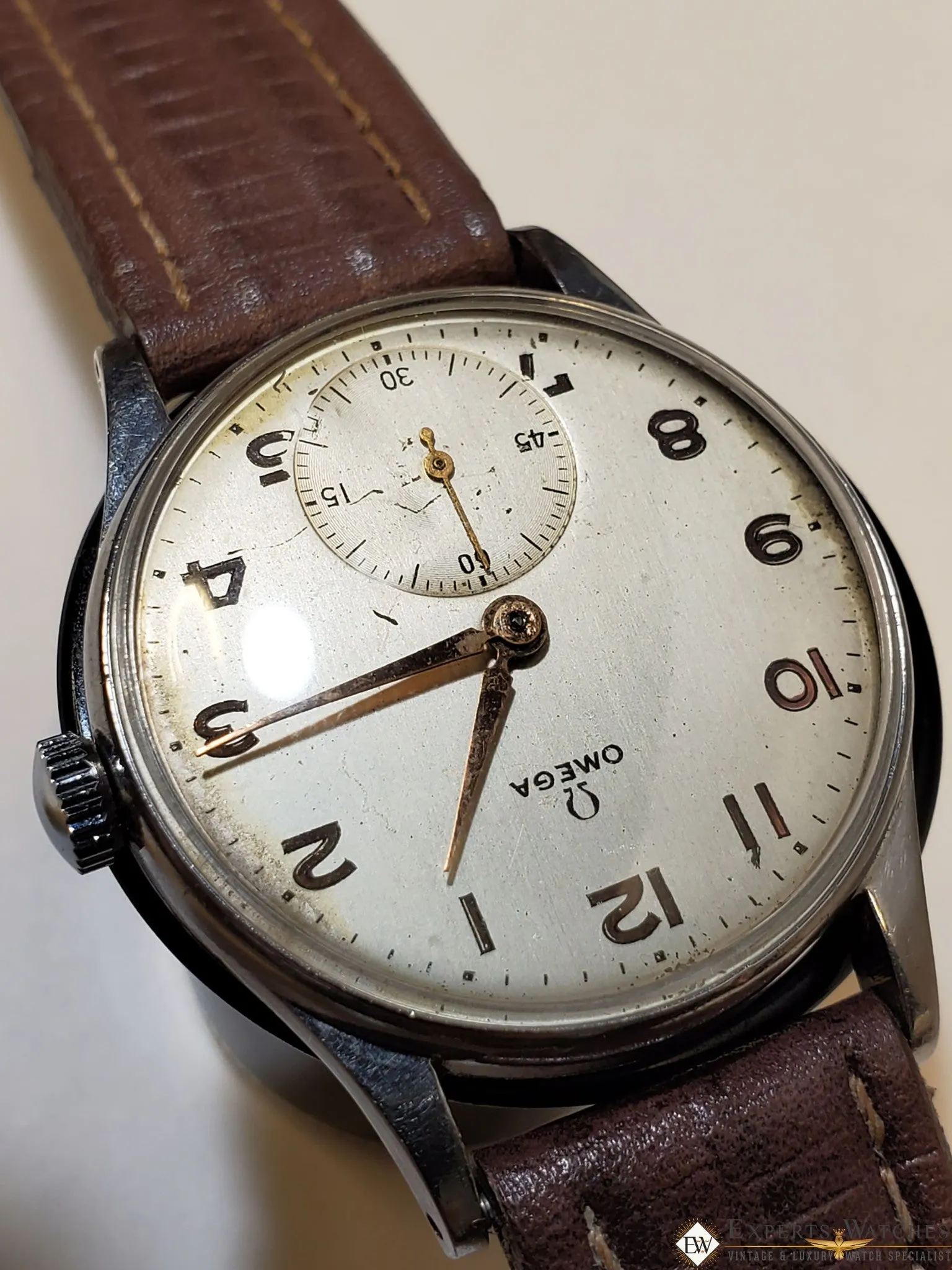 1940's Vintage Omega 2319 /2 Cal 30T2 Manual Movement Engraving 1946 Military