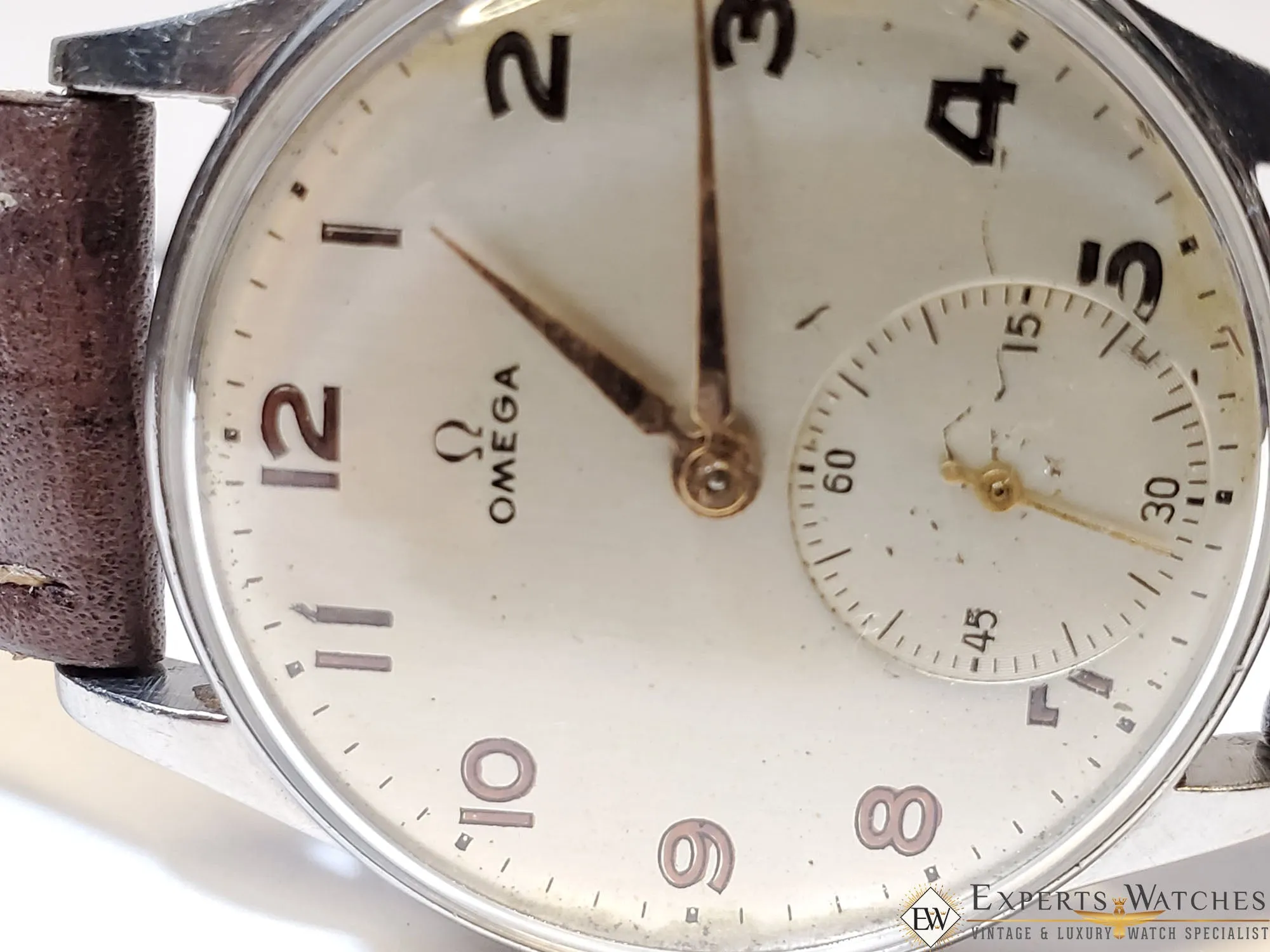 1940's Vintage Omega 2319 /2 Cal 30T2 Manual Movement Engraving 1946 Military
