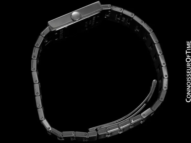 Bvlgari Bulgari Square Quadrato Mens Midsize / Unisex Watch, SQ 27SSD - Stainless Steel