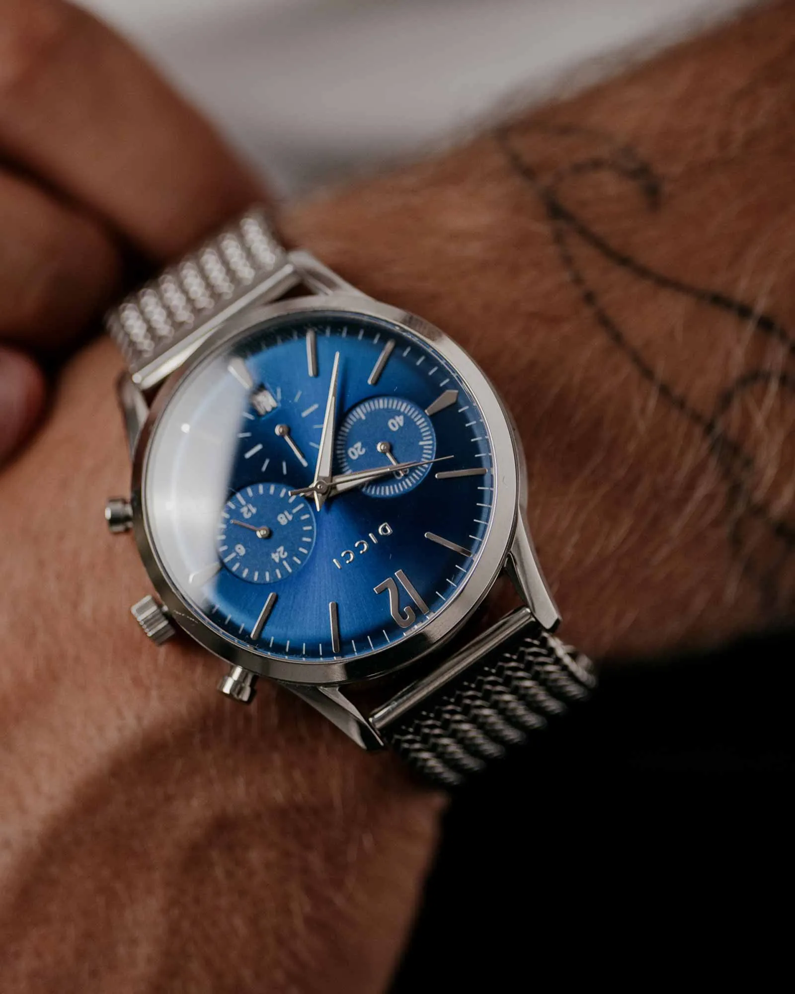 Chronometer watch - Blue dial with silver bracelet