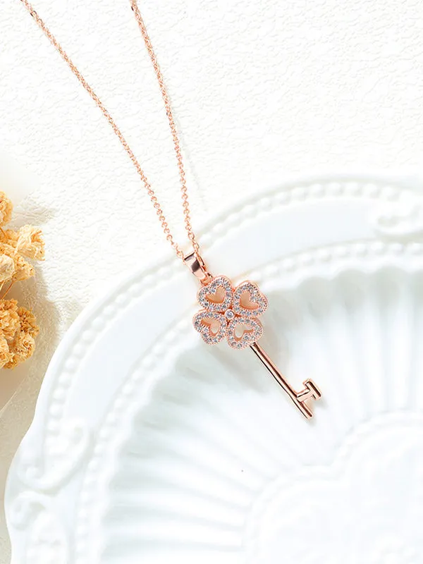 Copper Plated 18k Gold Necklace Lucky Grass With Diamond Clavicle Chain