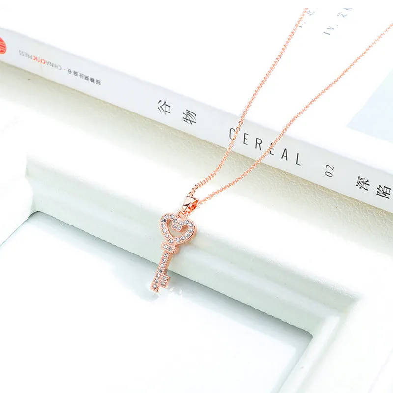 Diamond-studded Copper Plated 18K Gold Key Necklace Love Clavicle Chain