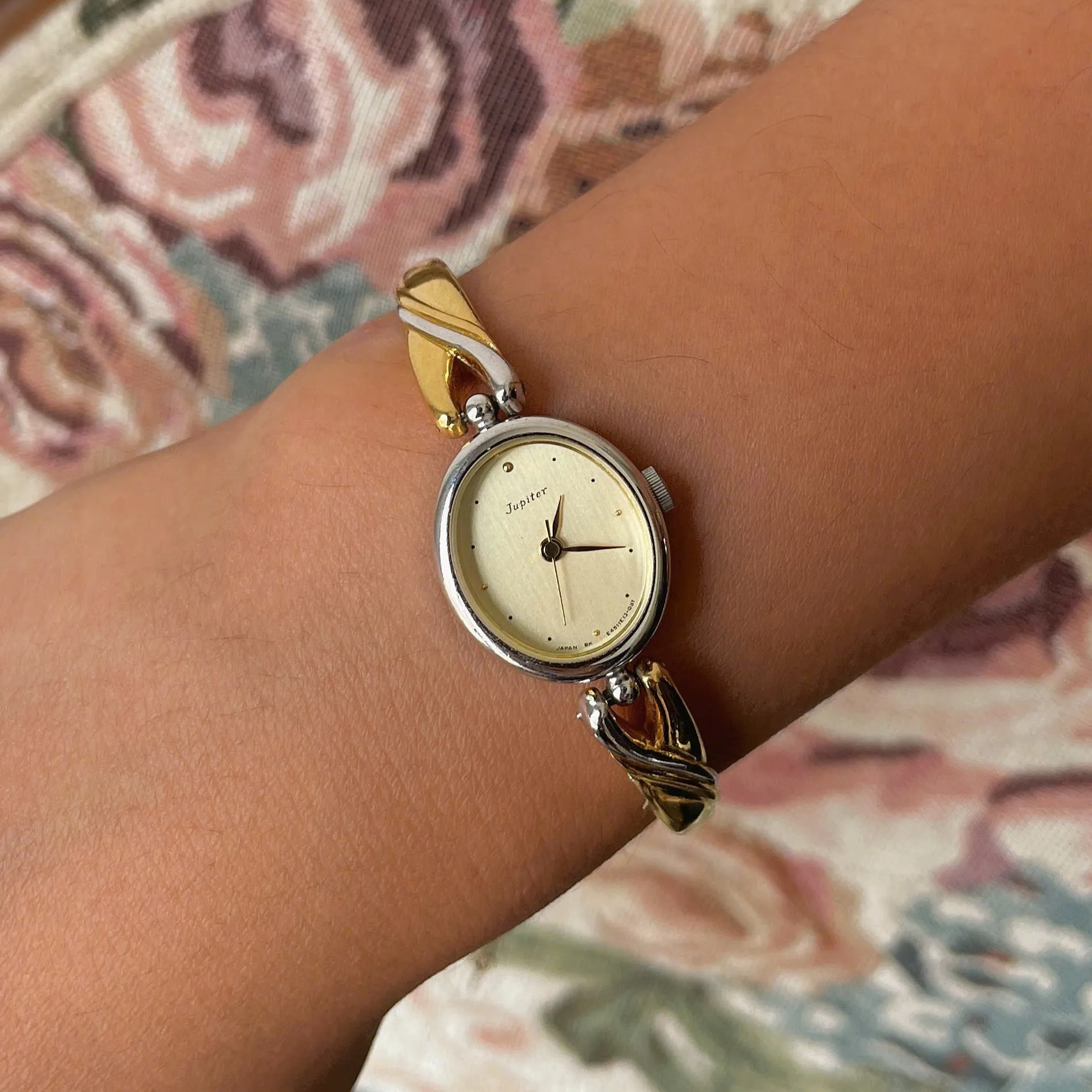 Gold-Toned Vintage Watches ~ 2