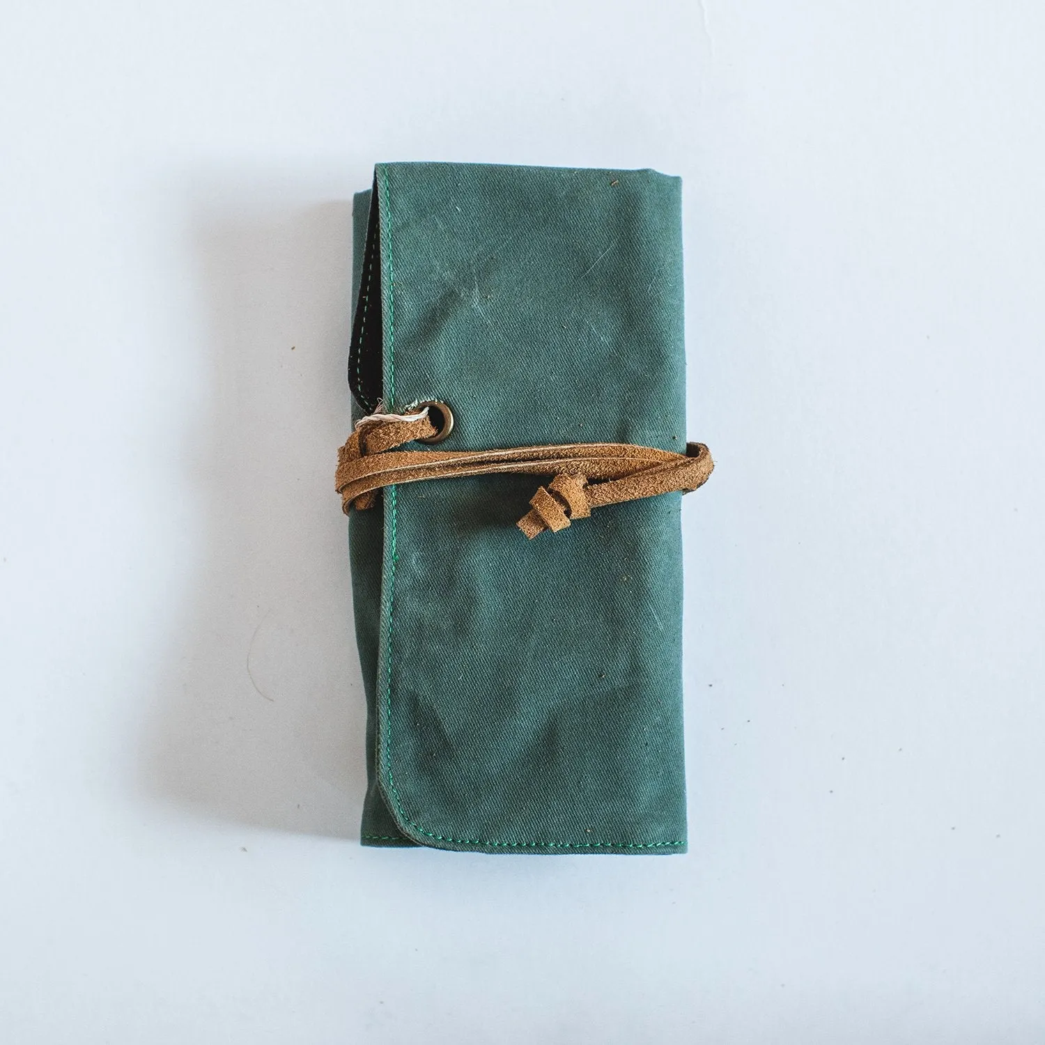 Gouache Barrie Waxed Canvas Watch Roll