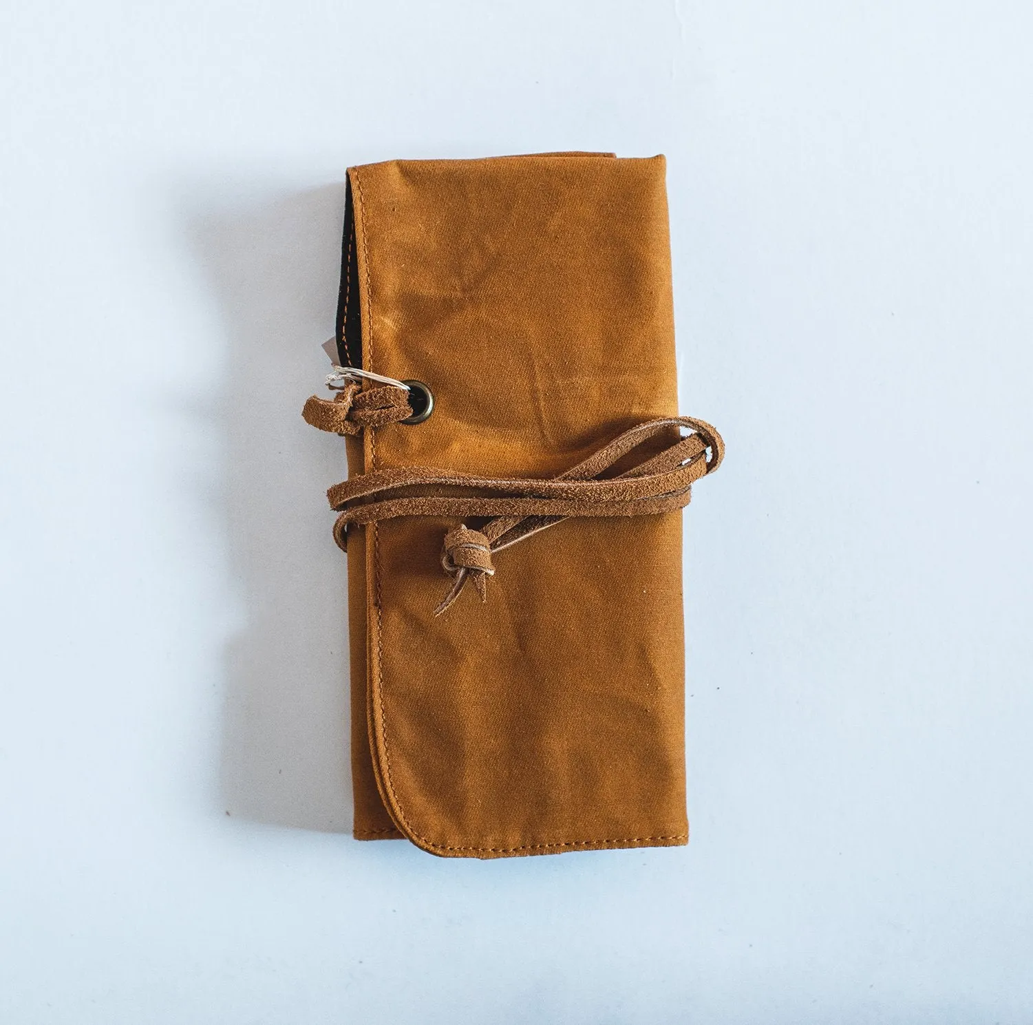 Gouache Barrie Waxed Canvas Watch Roll