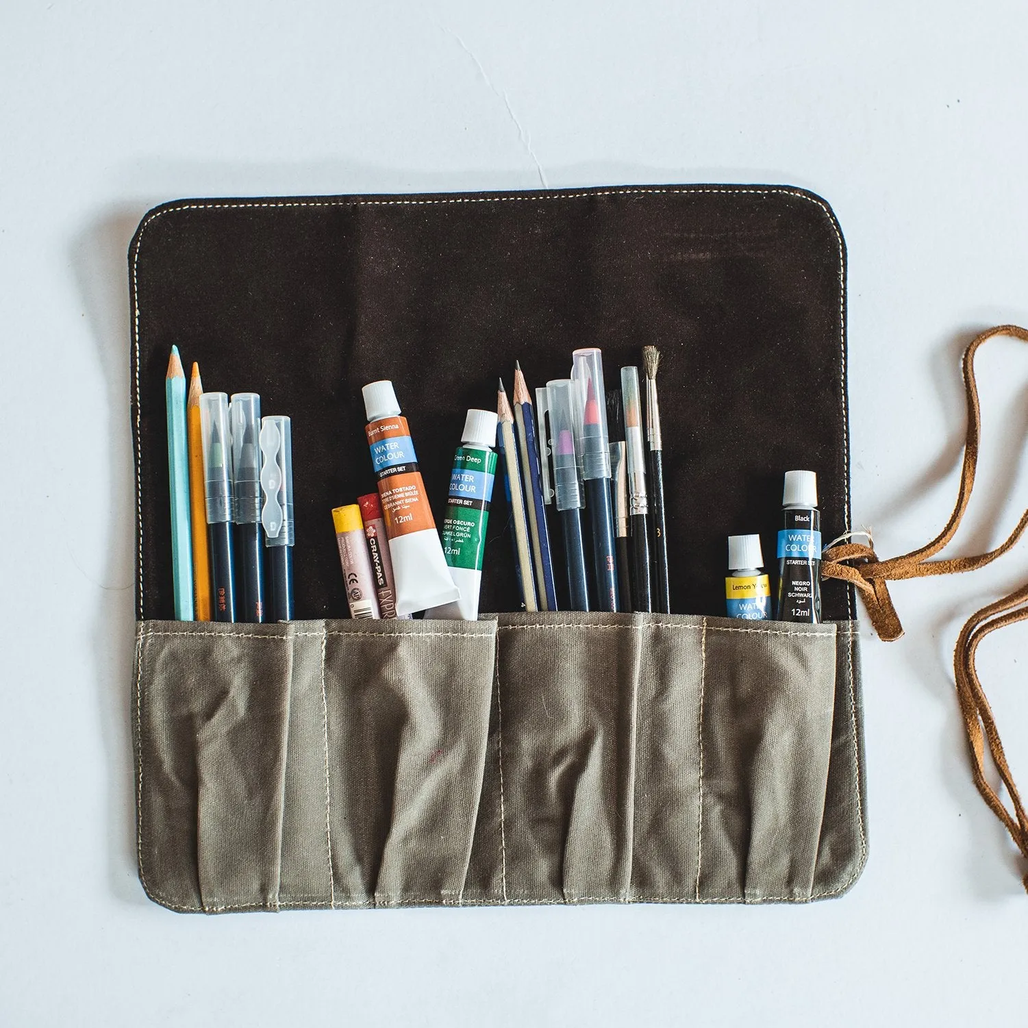 Gouache Barrie Waxed Canvas Watch Roll