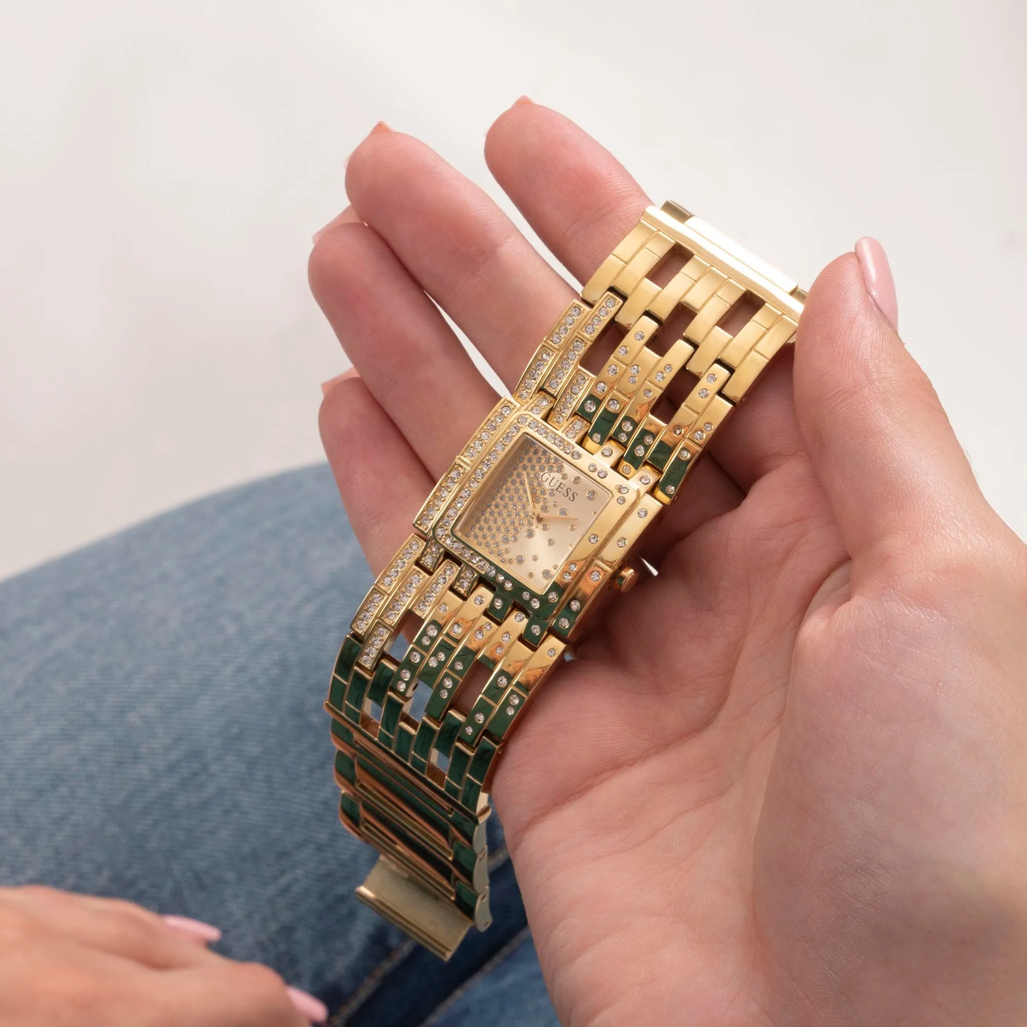 Guess Women's Watch Gold Tone Case Quartz
