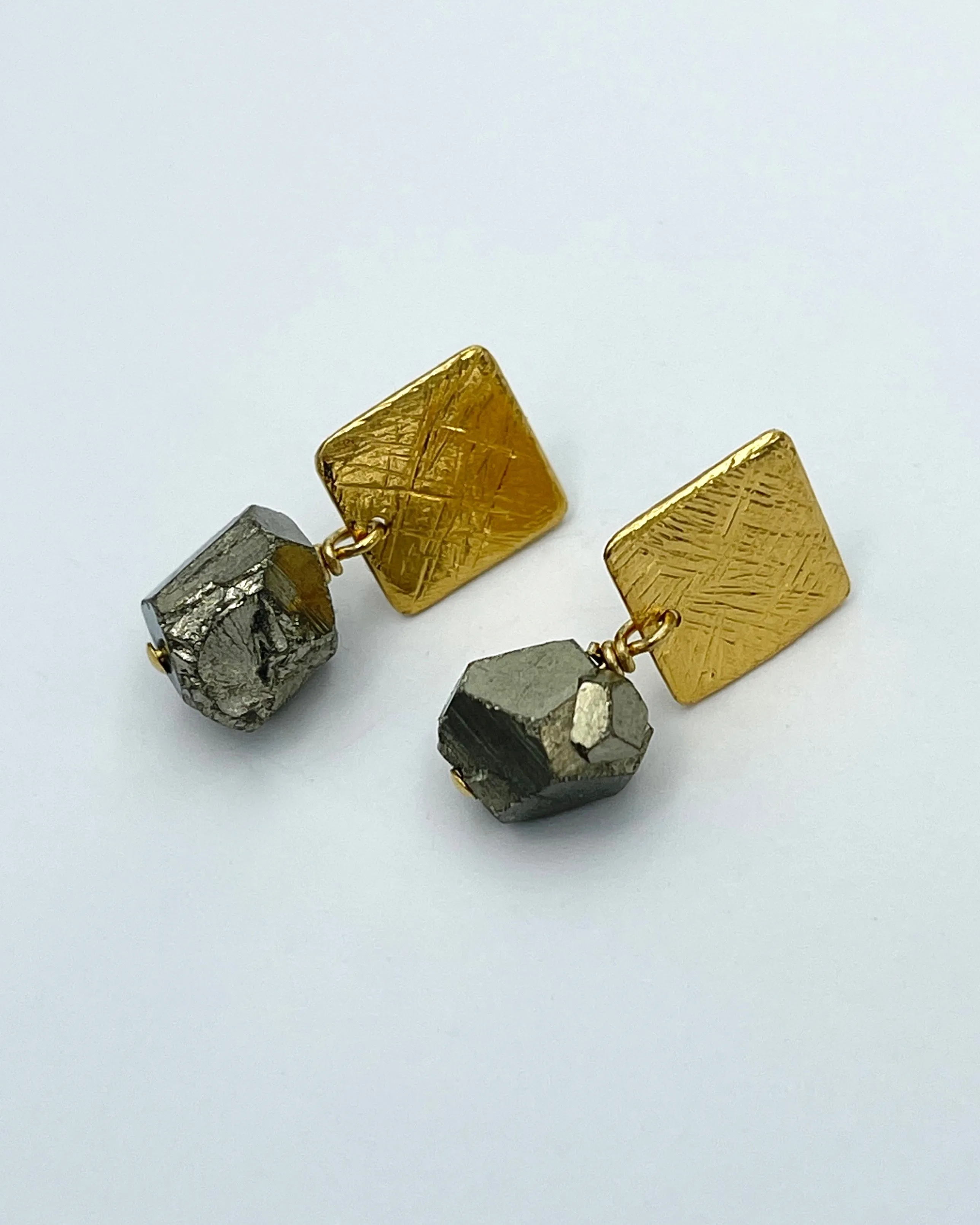 Heather Guidero Carved Small Tab Post Earrings