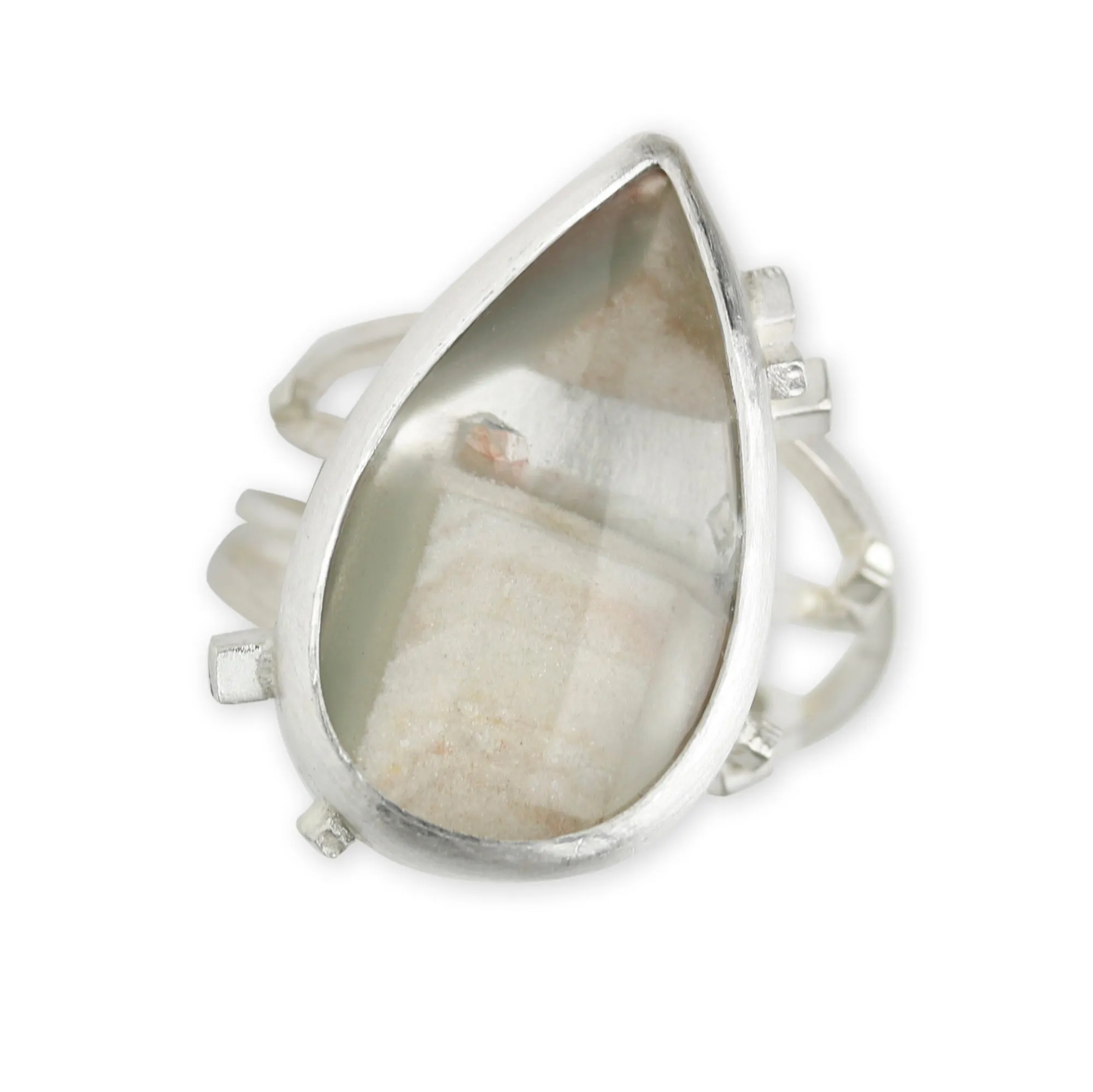 Included Quartz on a Square Wire Swirled Band. Size 7 1/4.