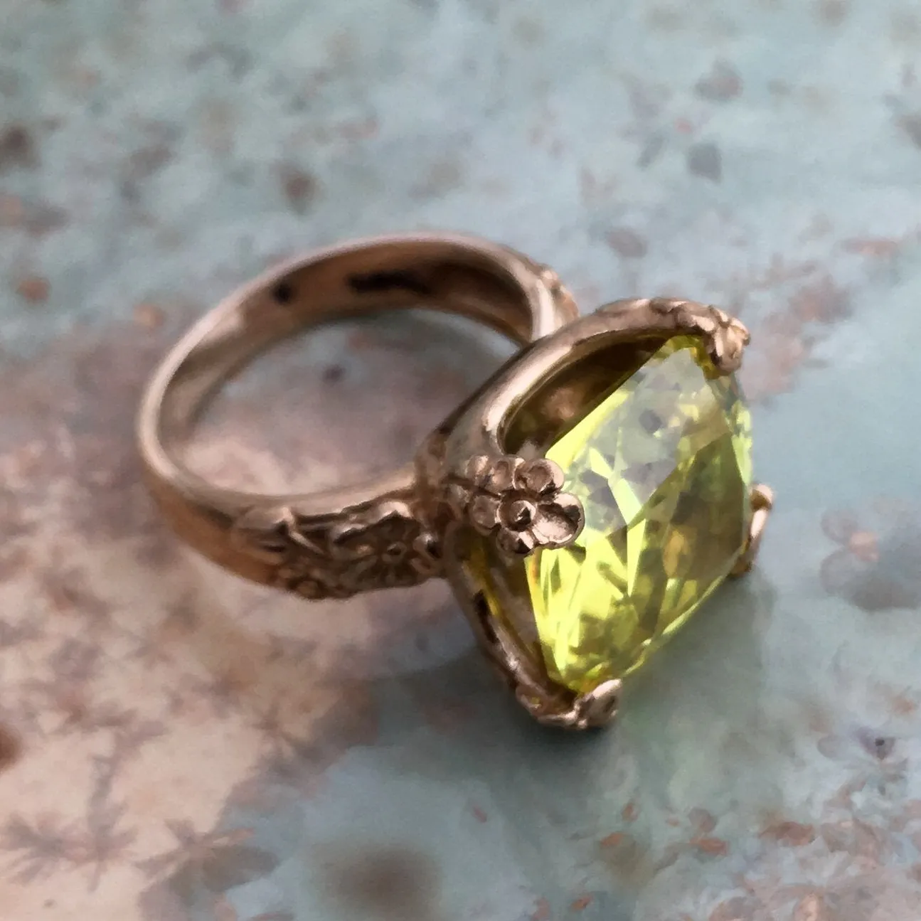 Lemon Quartz Golden Brass Ring - Hello Spring.