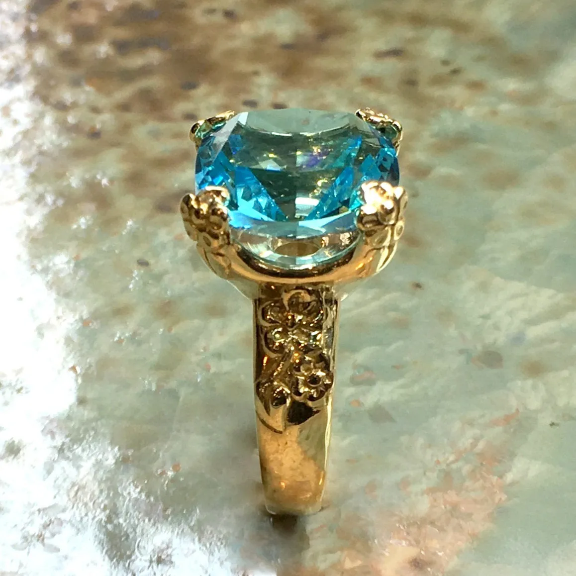 Lemon Quartz Golden Brass Ring - Hello Spring.