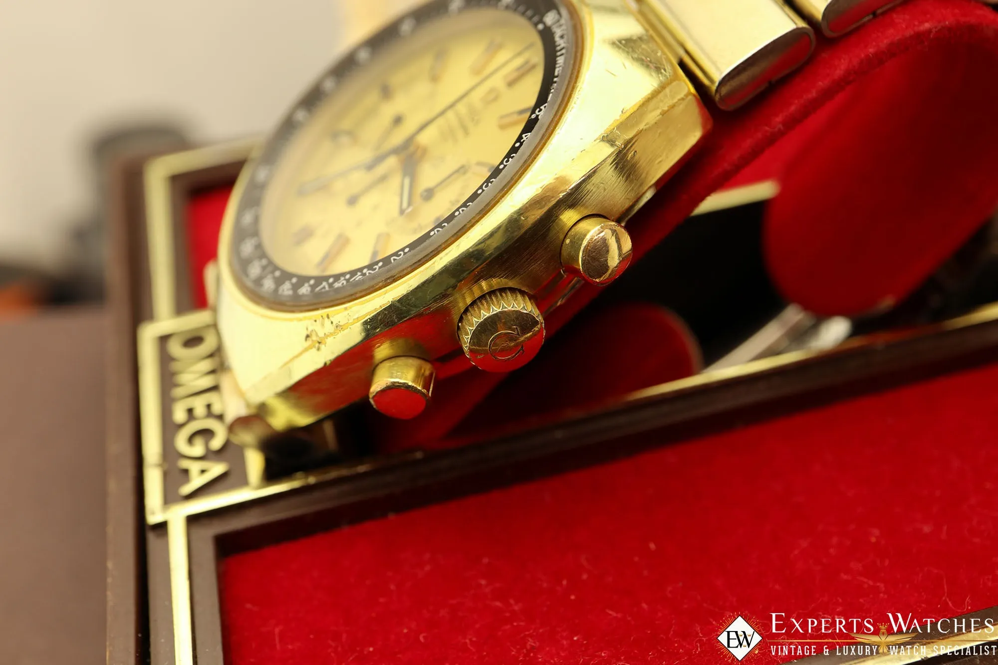 Military Omega Mark II SpeedMaster 147.034 1970 Chronograph 861 Gold Box Papers