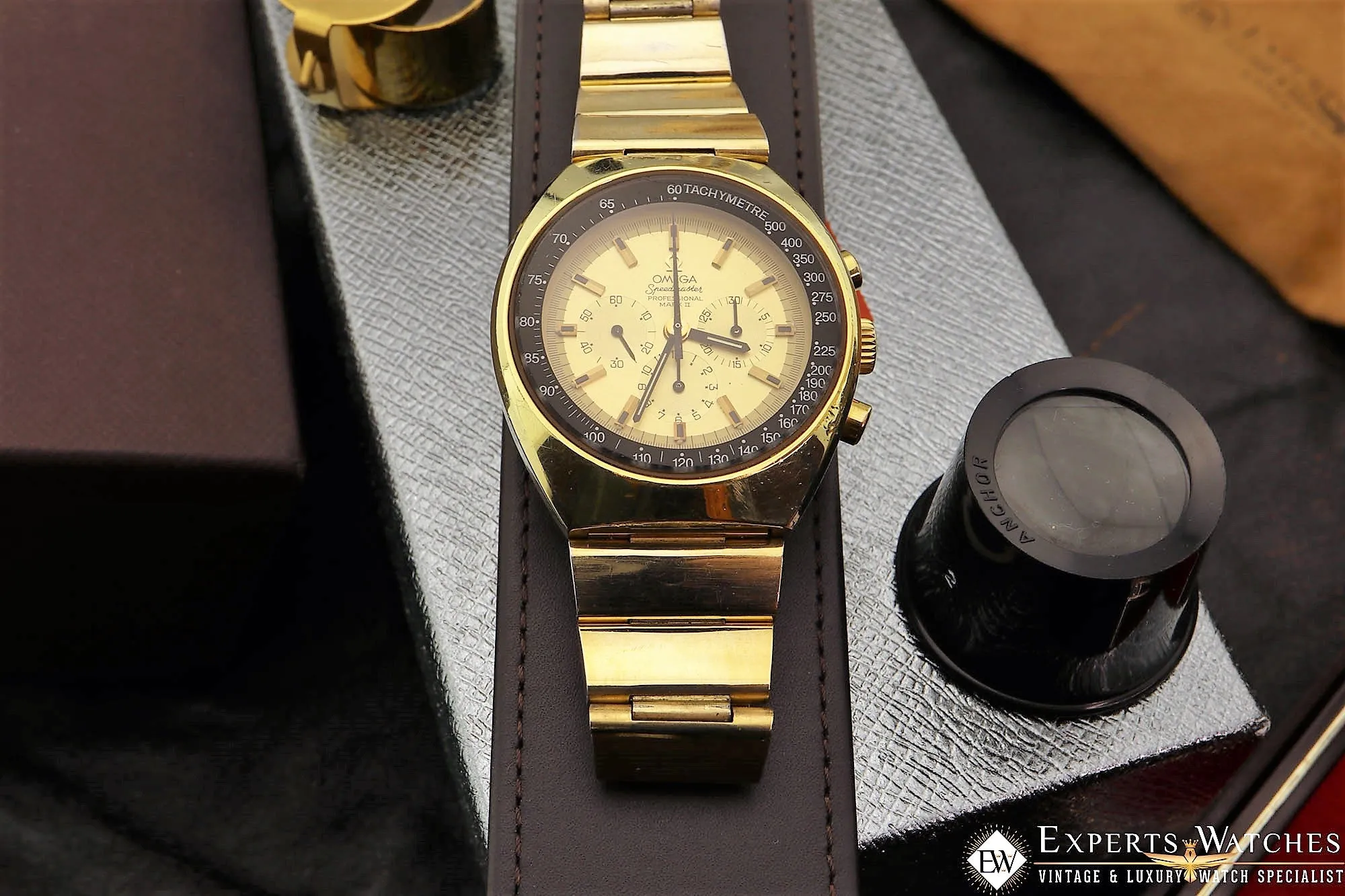 Military Omega Mark II SpeedMaster 147.034 1970 Chronograph 861 Gold Box Papers