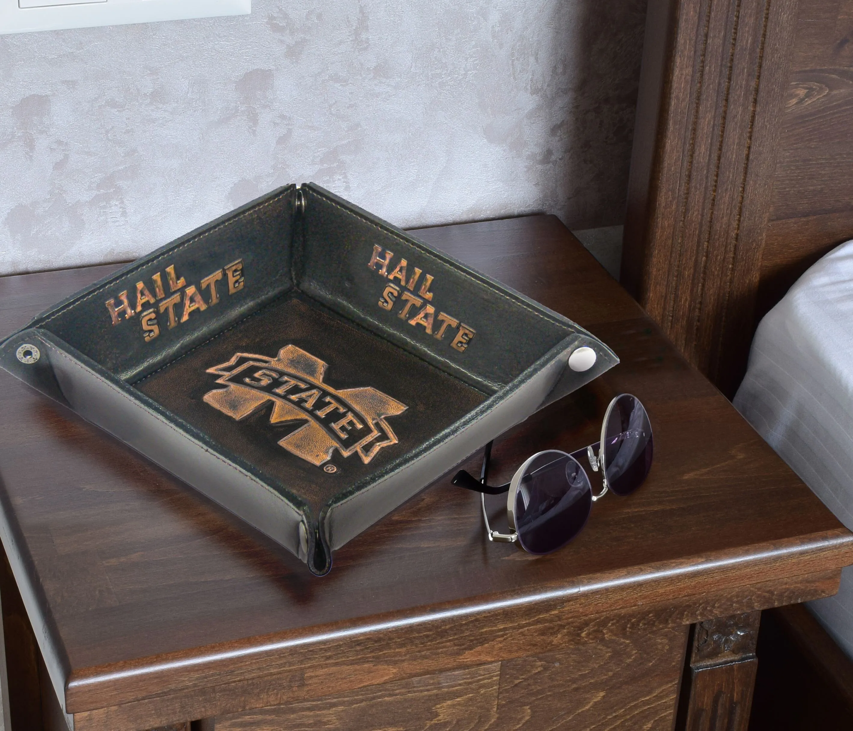 Mississippi State Bulldogs Men's Collegiate Valet Tray, Catch-all, Desk Organizer, Nightstand Tray. Burnished Full Grain Leather Finish.