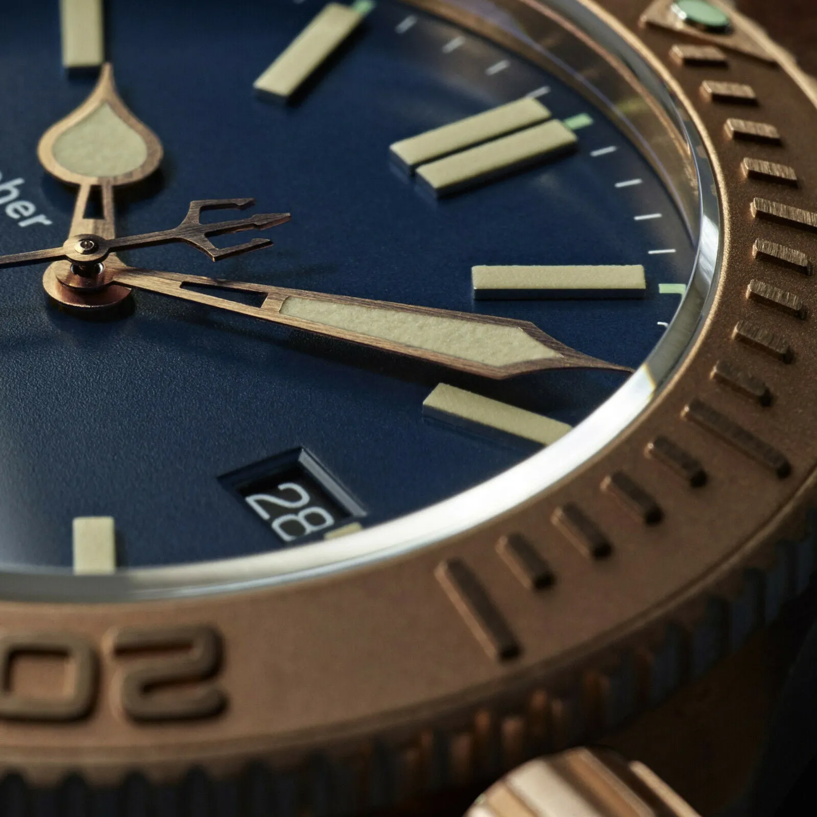 New Christopher Ward C60 Trident Bronze Pro 600 Diver 38mm Vintage Style Watch