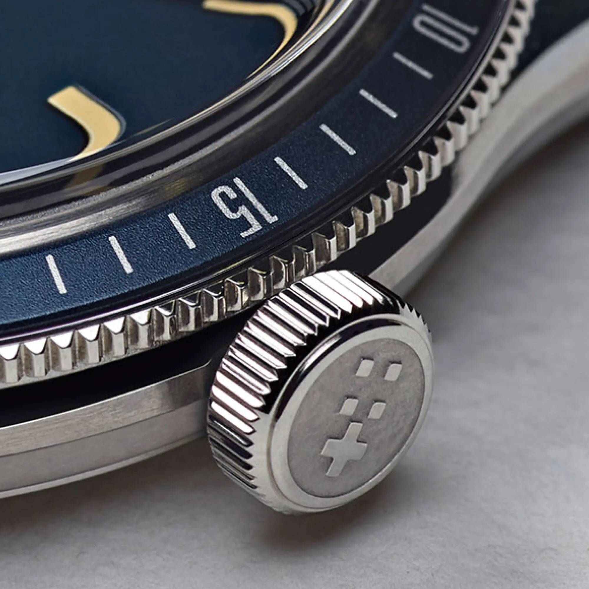 New Christopher Ward C65 Trident Diver Blue Dial Watch 41MM Black