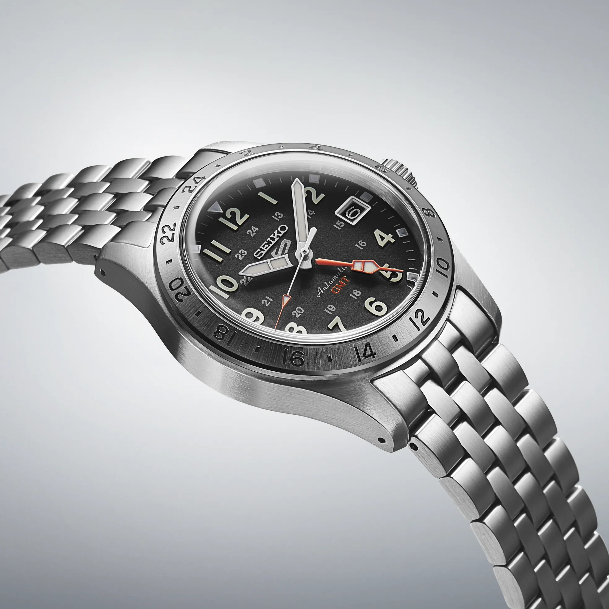 Seiko 5 Sports Field GMT SSK023
