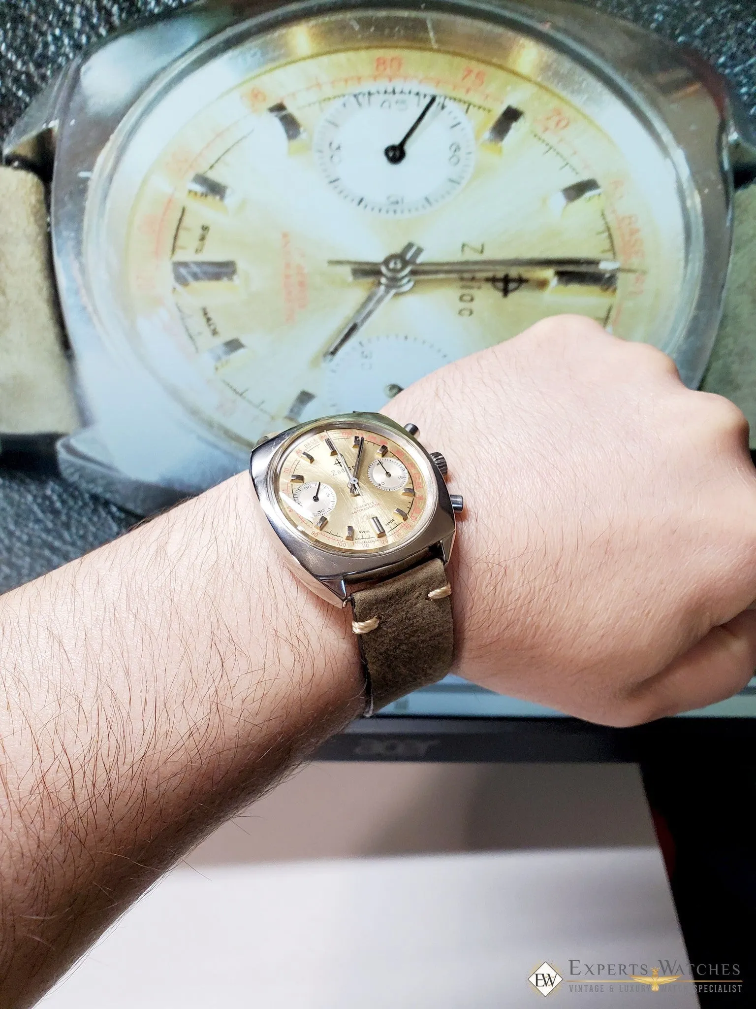Serviced 1968 Vintage ZODIAC LE 'Camaro' Ref 9220 Chronograph VALJOUX 7730 Watch