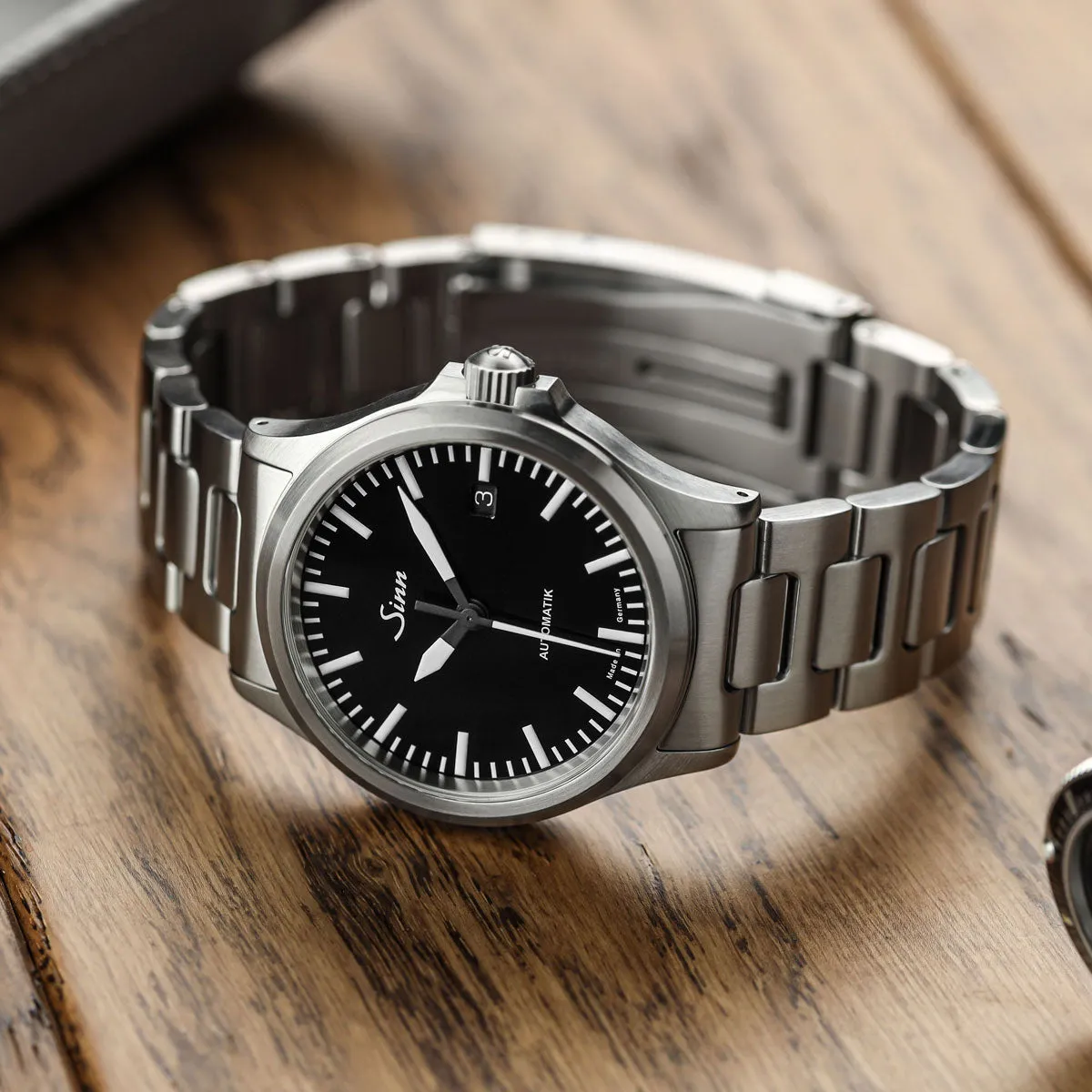 Sinn 556 I Automatic Sports Watch - Black Dial - Solid Bracelet