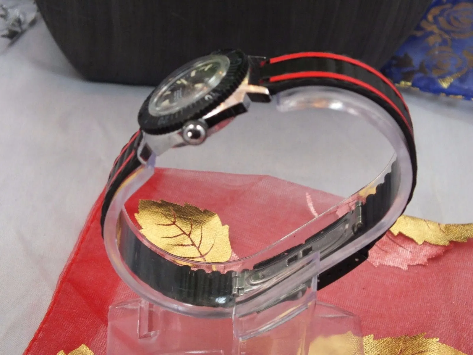Sold!!! Vintage Women Omnia Divers Diving Watch Bezel  with Tissot band