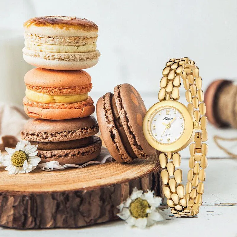 Sotoiru Vintage Gold Watches Fashion Round Bracelet Wristwatch for Women T3024G