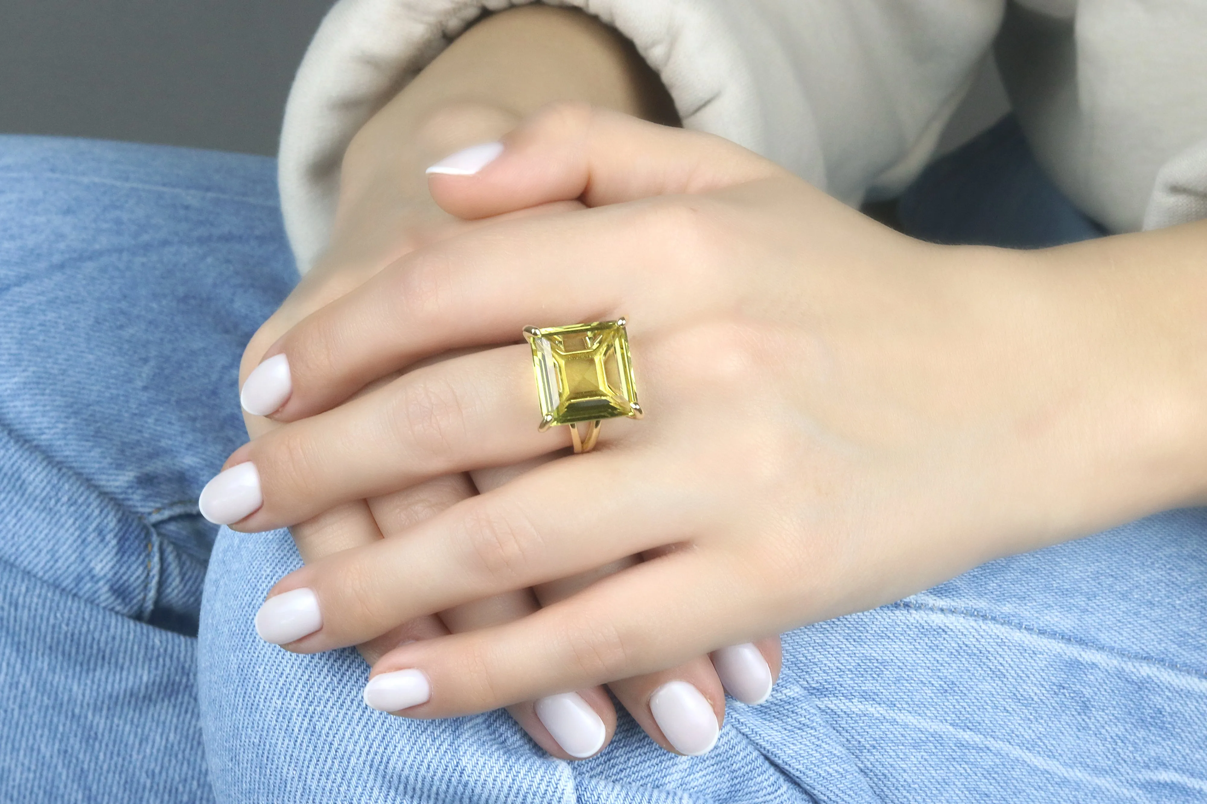 Square Lemon Quartz in 14k Gold Ring