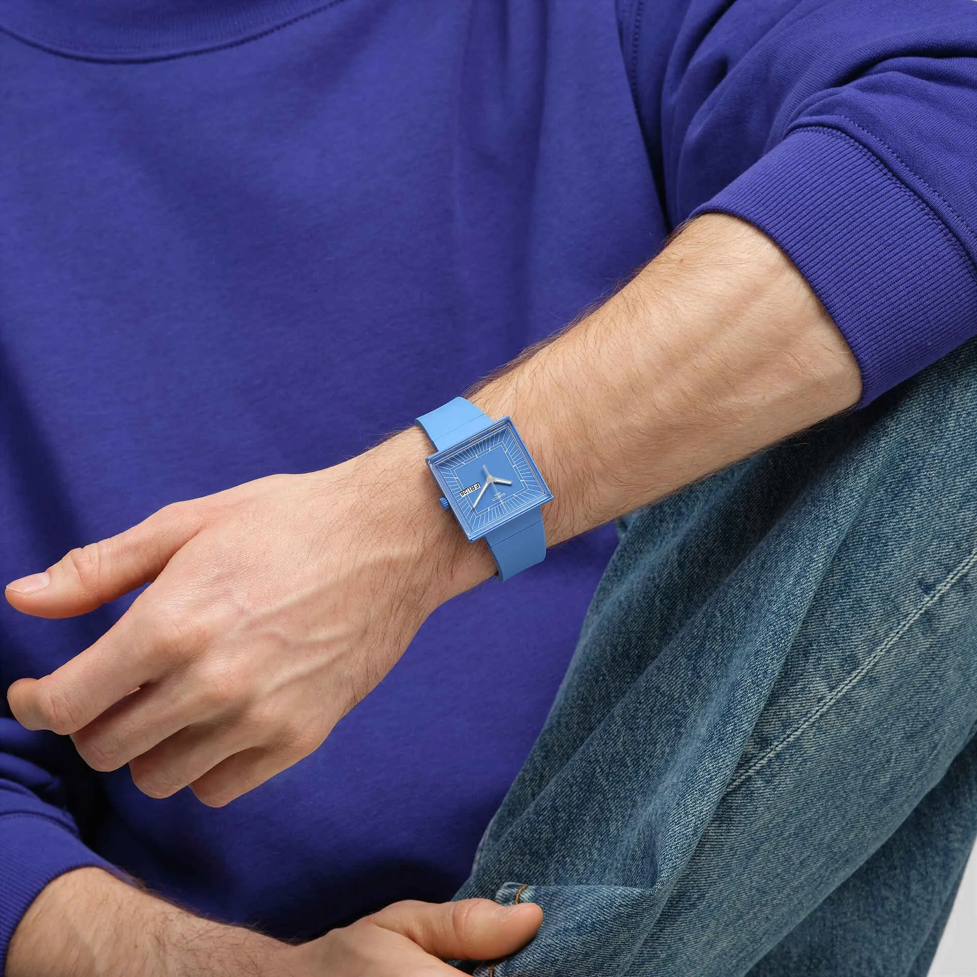 Swatch What If ... Sky watch? BIOCERAMIC What if? Collection 33mm SO34S700