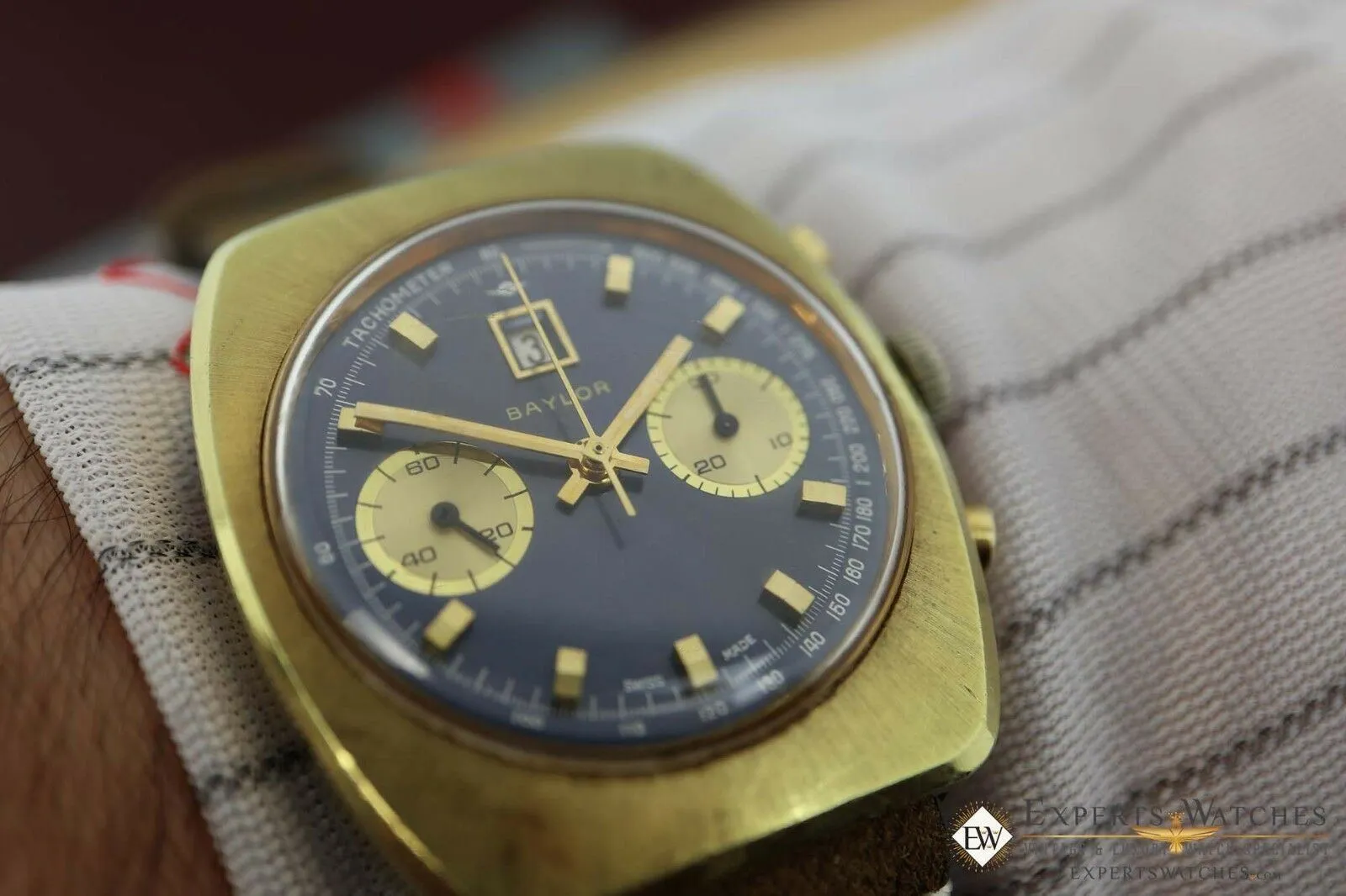 Vintage BAYLOR Chronograph Beautiful Blue Dial Matt Gold Fill Date at 12 W/ Box