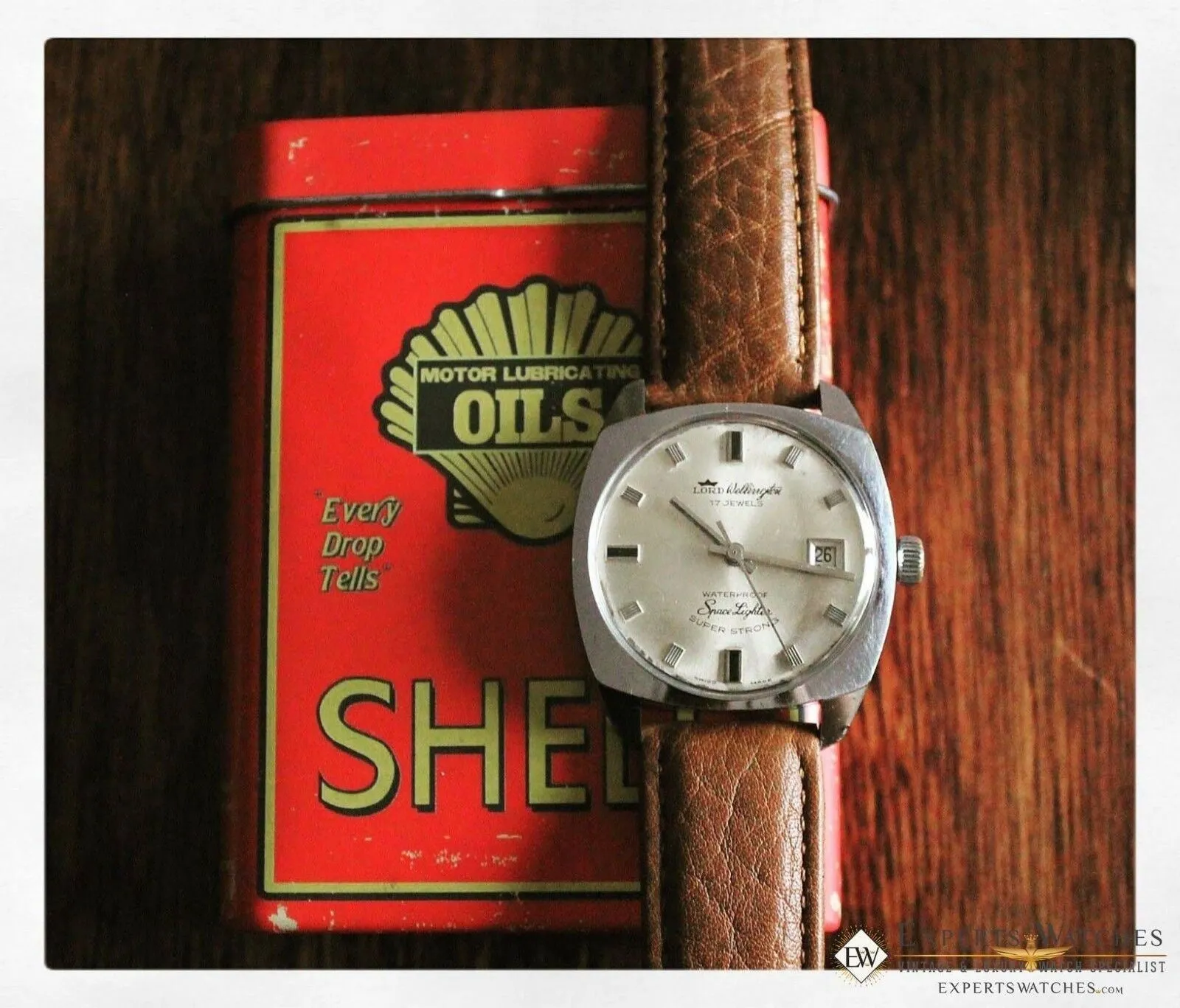 Vintage Lord Wellington Space Lighter Super Strong Manual EB 8800 Watch 17 Jewel