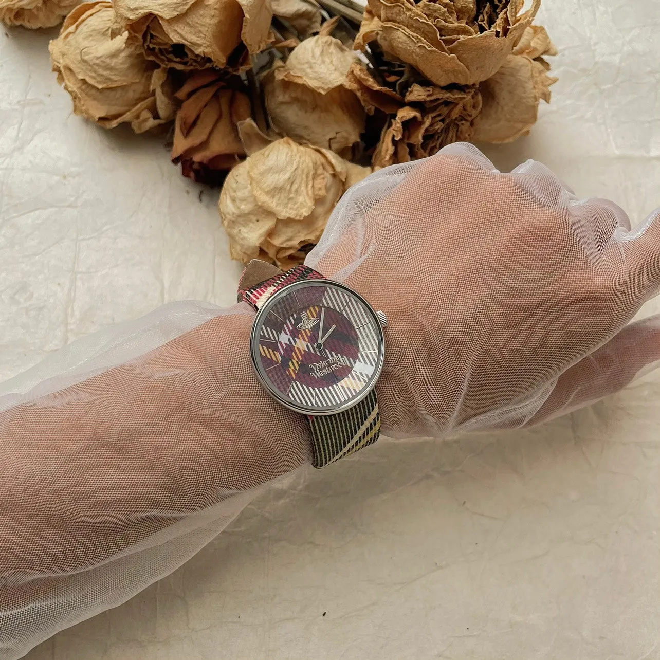 VIVIENNE WESTWOOD Tartan Vintage Watch