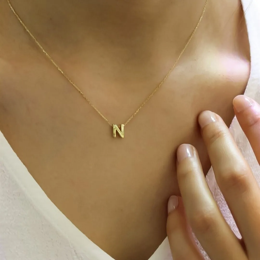 YELLOW GOLD SMALL INITIAL NECKLACE
