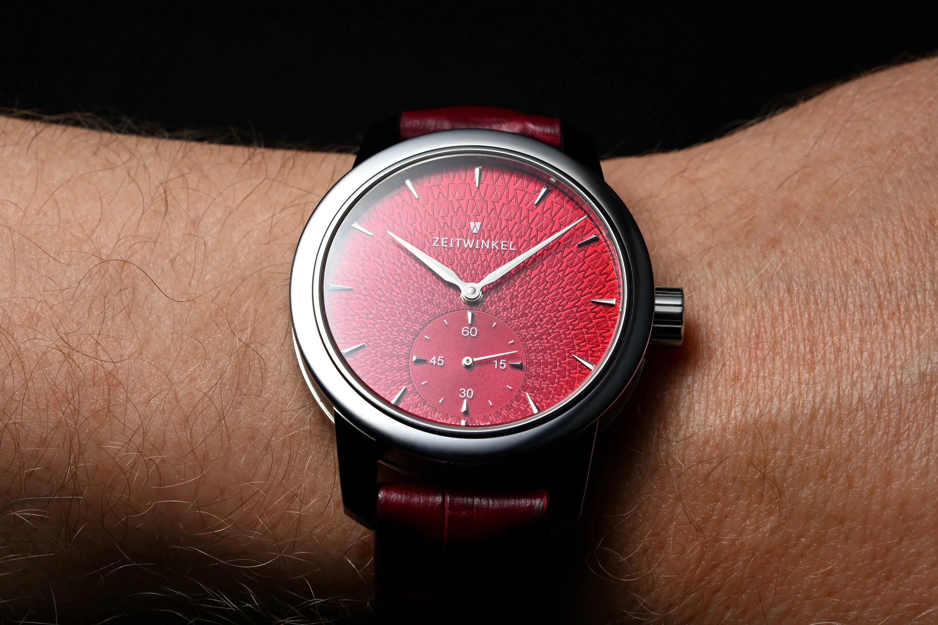 Zeitwinkel 188º Maks Rouge Lobélie (Pre-Order - Built to Order)